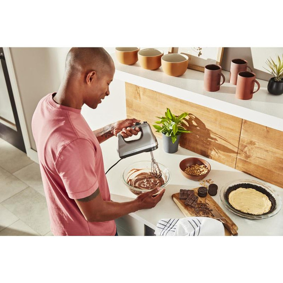 Kitchenaid® 6 Speed Hand Mixer with Flex Edge Beaters KHM6118CU