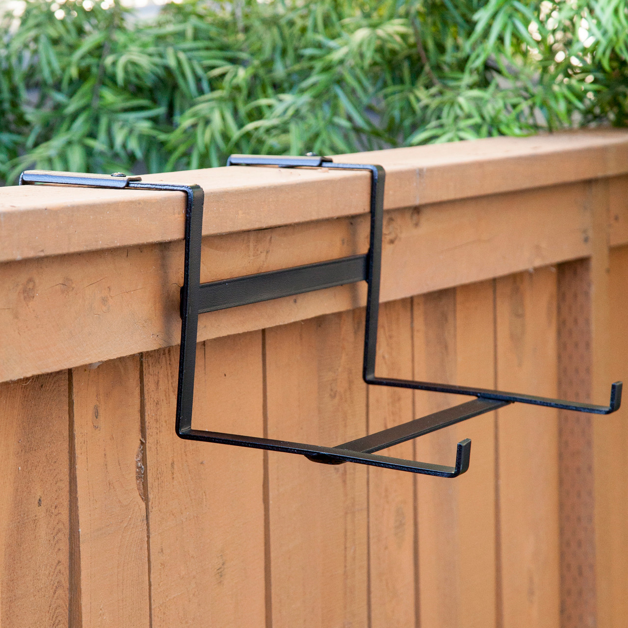 Deck Drape | Hooks & Lattice