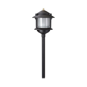 Small Top Hat Line Voltage Path Light in black Small Top Hat Line Voltage Path Light in black