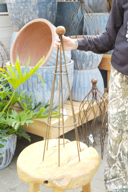 32" Cone Topiary With Ball in Bronze