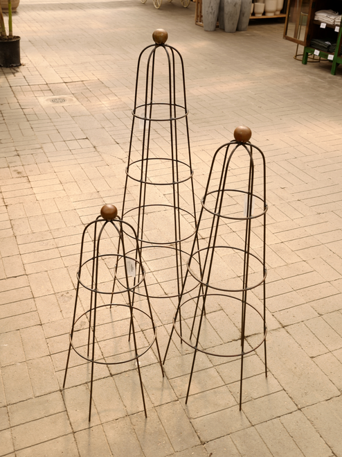 32" Egg Topiary With Ball in Bronze