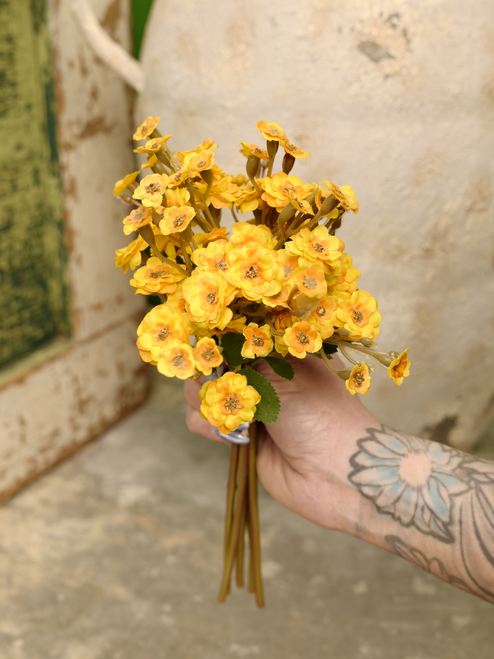 11" Primrose Bunch in Yellow (Faux)