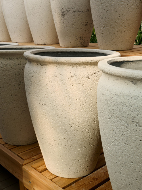 20.9" Artemis Pot in White