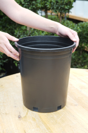 #5 Tall Grower's Pot in Black - Tonkadale