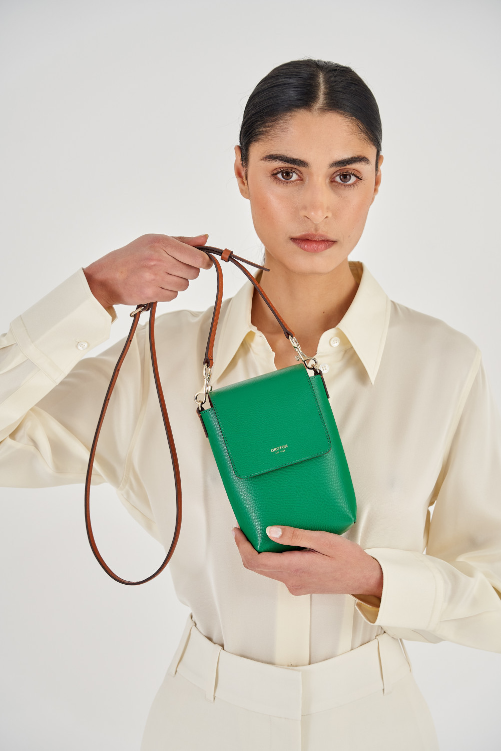 Harriet Phone Crossbody Emerald Oroton