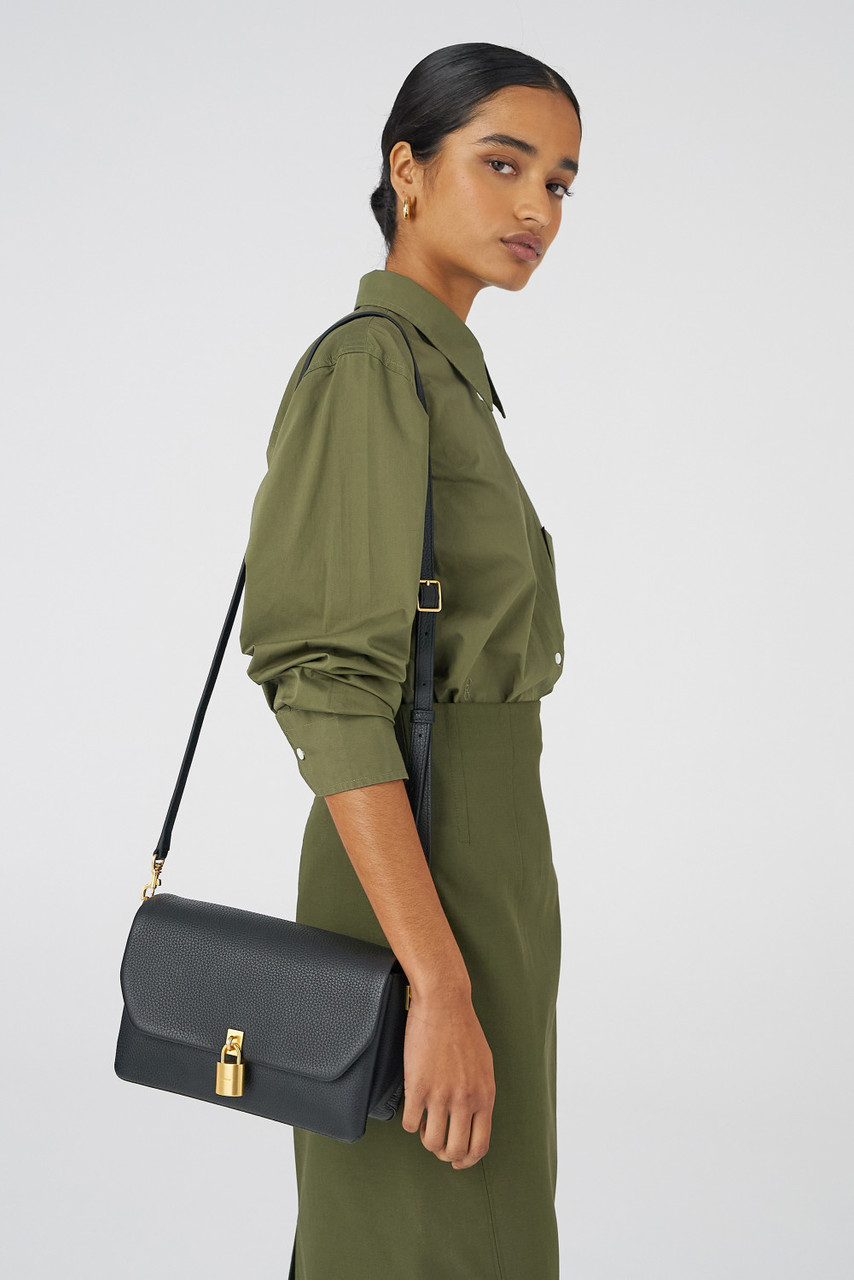 人気 OROTON ★ Tate Medium Day レザー クロスボディ バック Tate Medium Day Bag - Black | Oroton