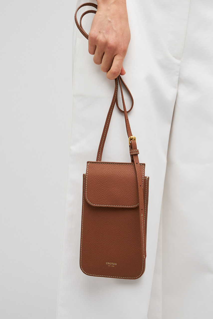 【OROTON】MARGOT PHONE CROSSBODY/フォーンクロスボディバッグ Margot Phone Crossbody - Whiskey | Oroton