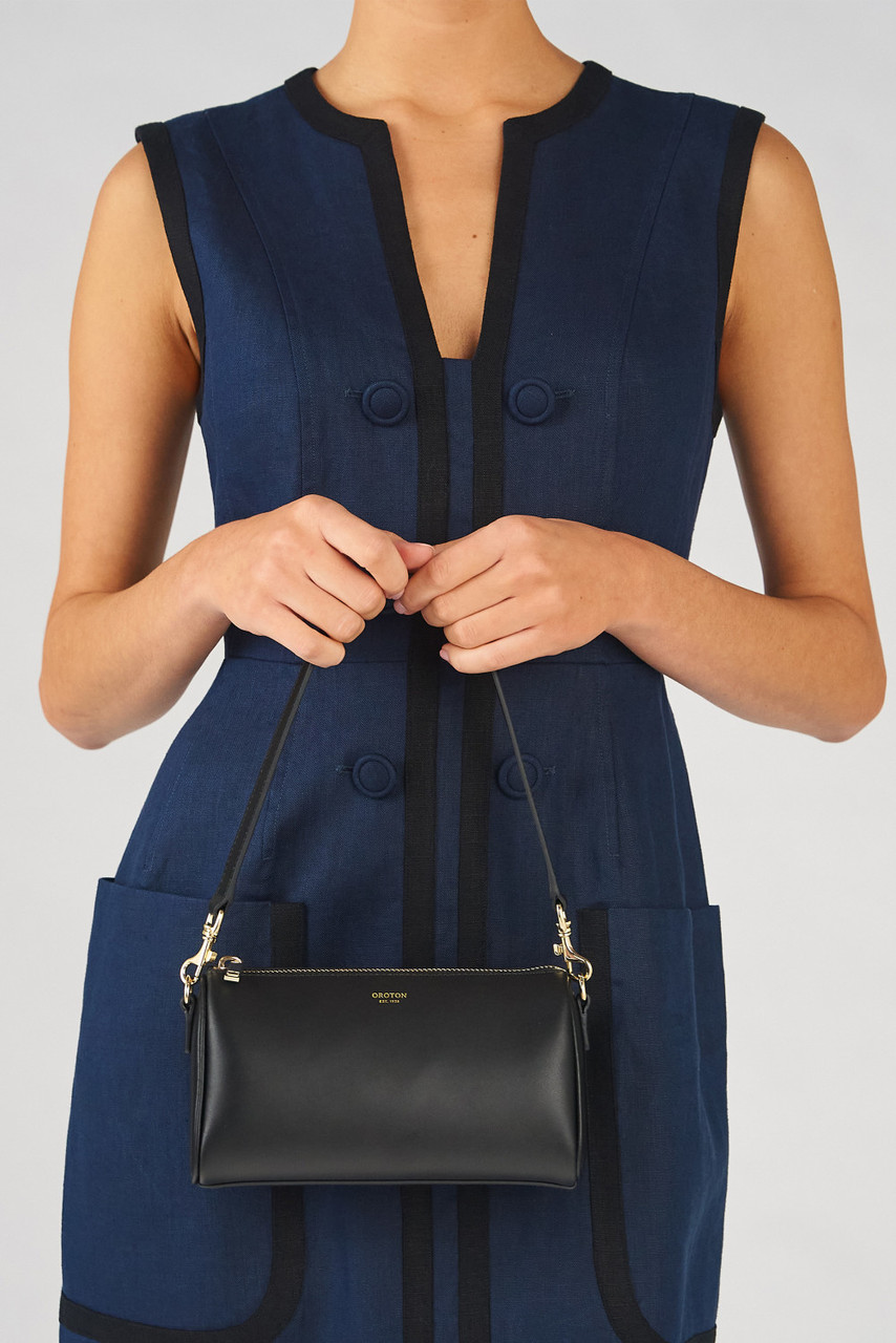 SALE★OROTON★HARVEY バゲットバッグ クロスボディストラップ付 HARVEY BAGUETTE CROSSBODY - Black | Oroton