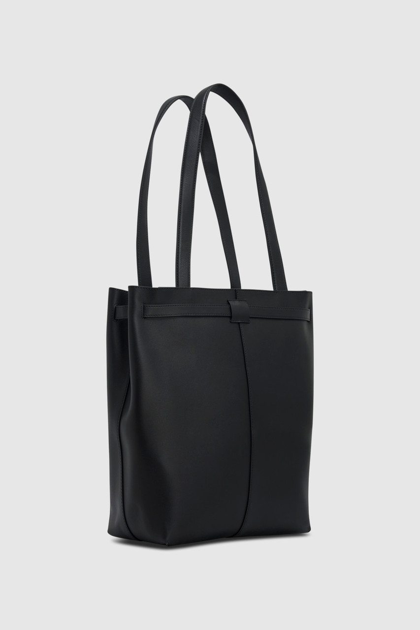 OROTON ★ CALI TOTE レザー トート バック ジップ 大容量 OROTON】CALI TOTE/レザートート/ジップトップ/大容量 (OROTON