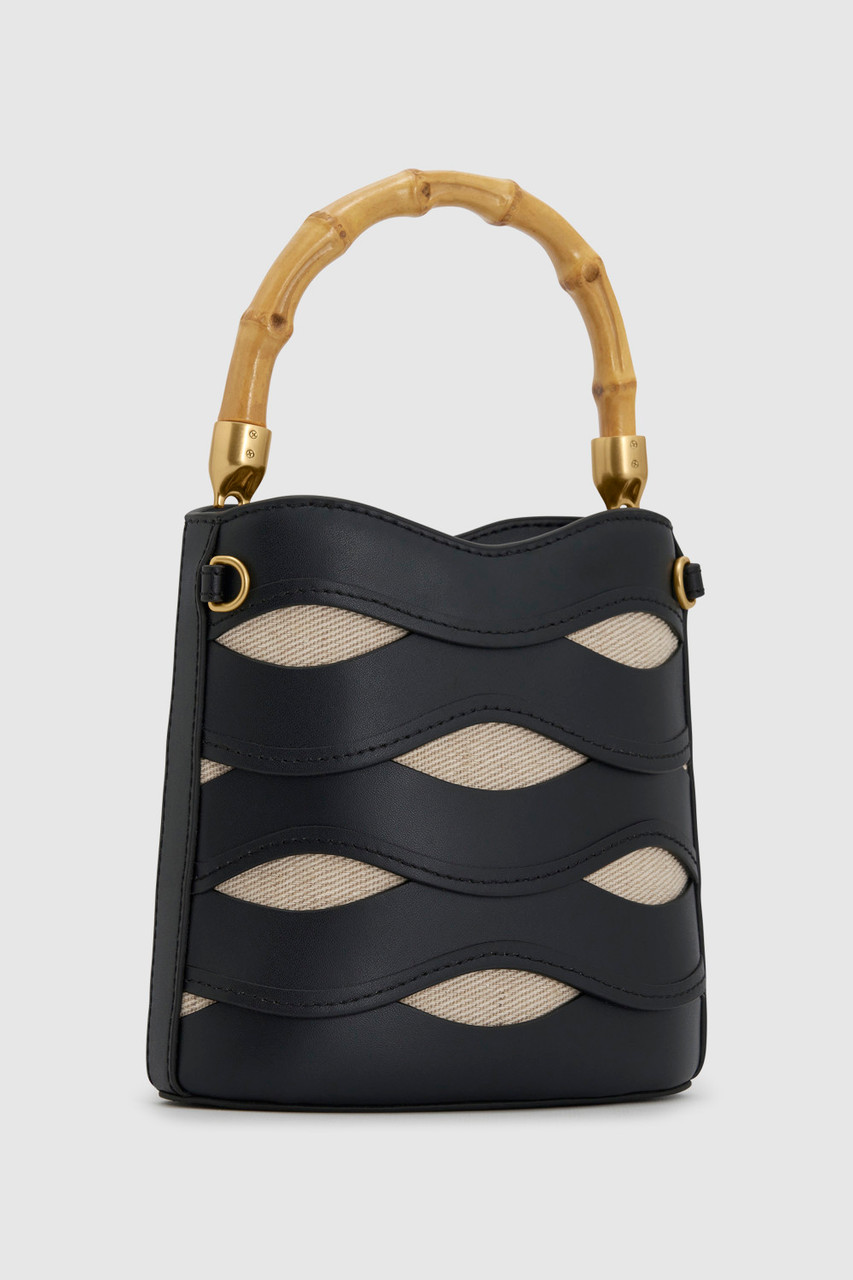 大人気 OROTON ★ レザー LEIGH RIC RAC BUCKET バック LEIGH RIC RAC BUCKET BAG - Black | Oroton