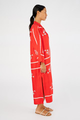 Profile view of model wearing the Oroton Daisy Print Dress in Poppy and 100% silk for Women . IP:4