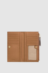 Internal product shot of the Oroton Eve Slim Zip Wallet in Tan and Premium pebble leather for Women .