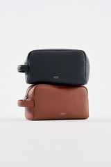 Detail product shot of the Oroton Larsen Wetpack in NIGHT SKY and Premium pebble leather for Men .