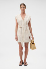 Profile view of model wearing the Oroton Summer Stripe Zip Through Tunic in Calico and 100% cotton fabric for Women .