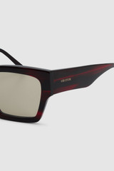 Detail product shot of the Oroton Stevie Sunglasses in Cherry Haze and Acetate material for Women . IP:22