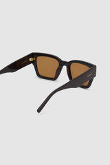 Detail product shot of the Oroton Stevie Sunglasses in Chocolate and Acetate material for Women .