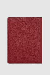 Back product shot of the Oroton Eve Passport Cover in Berry and Pebble leather for Women .