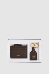 Front product shot of the Oroton Eve 4 Credit Card Pouch & Airtag Keyring Gift Set in Coffee Bean and Premium pebble leather for Women .