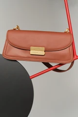 Detail product shot of the Oroton Ava Smooth Shoulder Bag in Chestnut and Smooth cow leather for Women .