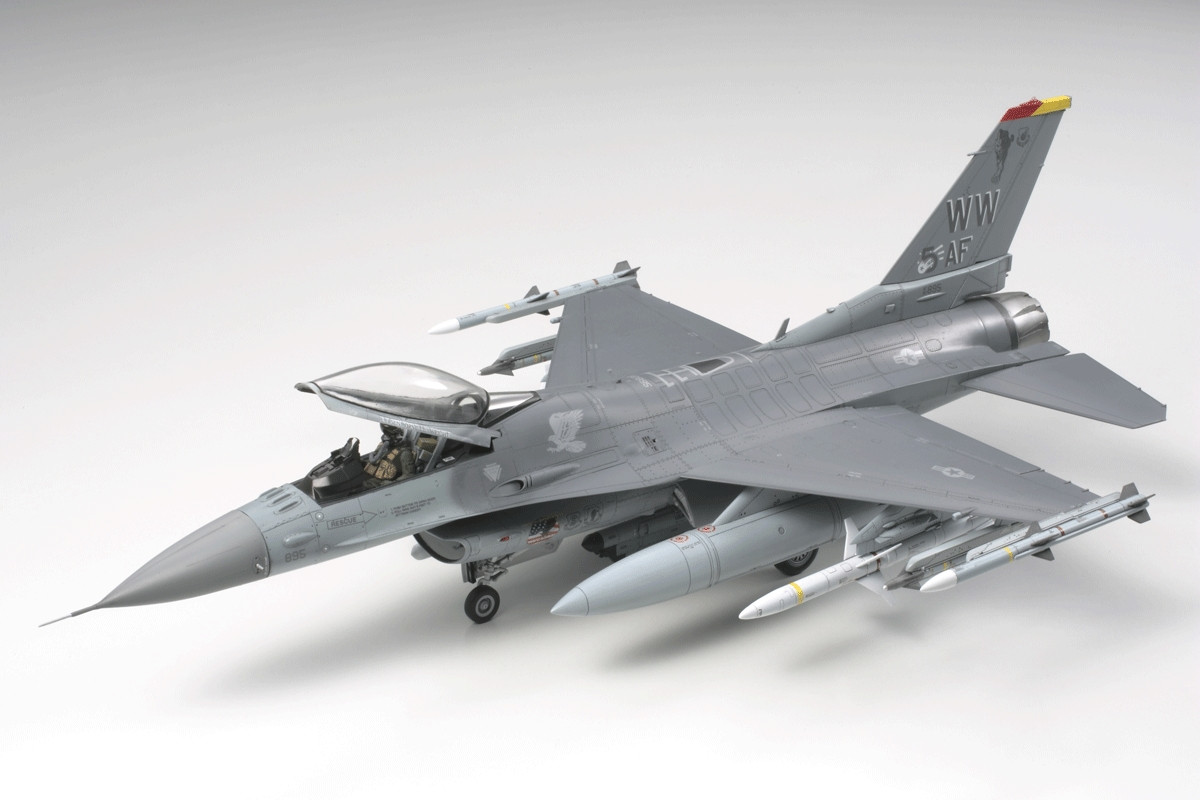 F-16CJ Fighting Falcon 1/48 Tamiya