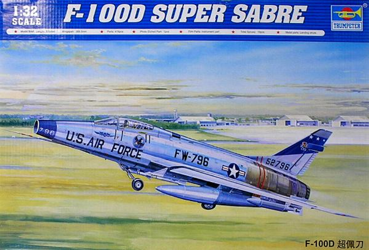 1/32 トランペッター　サンダーバーズ　F100D F-100D Super Sabre Attack 1/32 Trumpeter