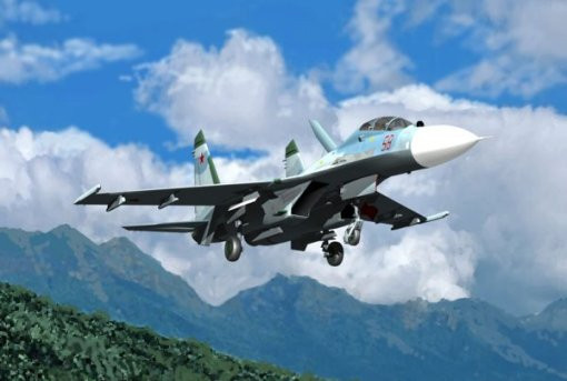 Su-27UB Flanker-C 1/32 スケール　トランペッタープラモデル Su-27UB Flanker C 2-Seater Russian Trainer 1/32 Trumpeter