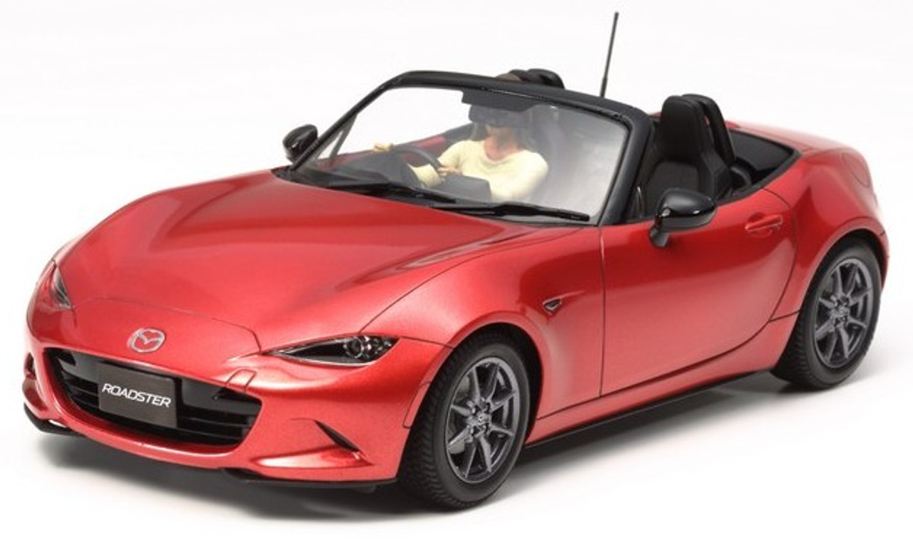 Mazda MX5 Roadster Car 1/24 Tamiya