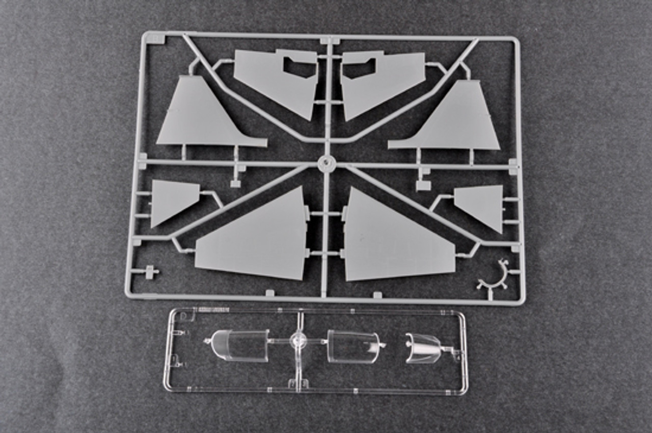 (未使用･未開封品)　トランペッター 1/48 T-38Cタロン NASA プラモデル df5ndr3 Amazon.com: Trumpeter US T-38C Talon (NASA) Model Kit : Arts