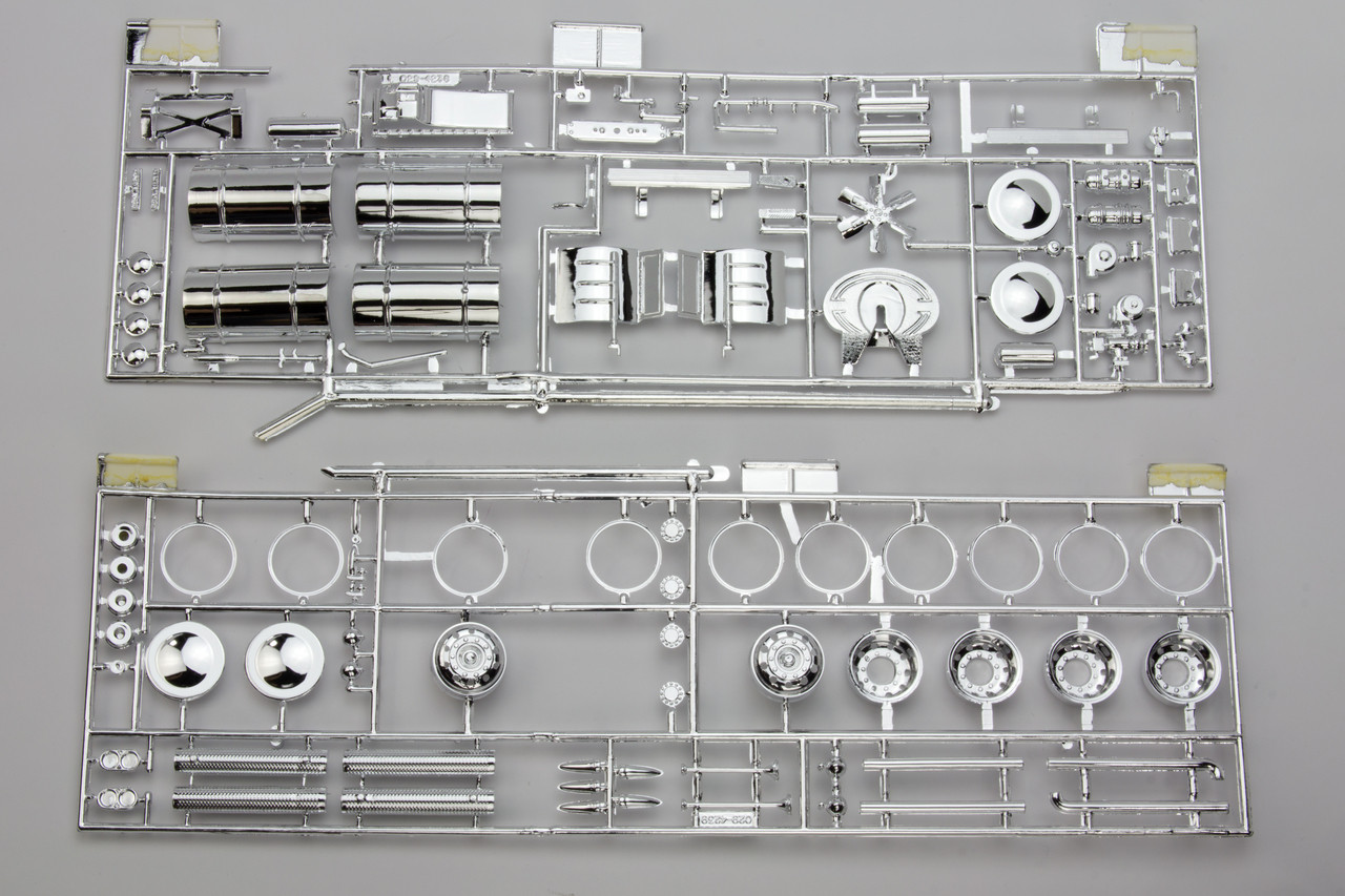 Kenworth Conventional W-925 1/25 AMT