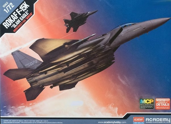 F-15K Slam Eagle ROK Air Force Multi-Role Fighter (Snap) 1/72 Academy