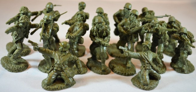 WWII US Infantry Debut of the Dogface Troops Figure Playset (16) 1/32