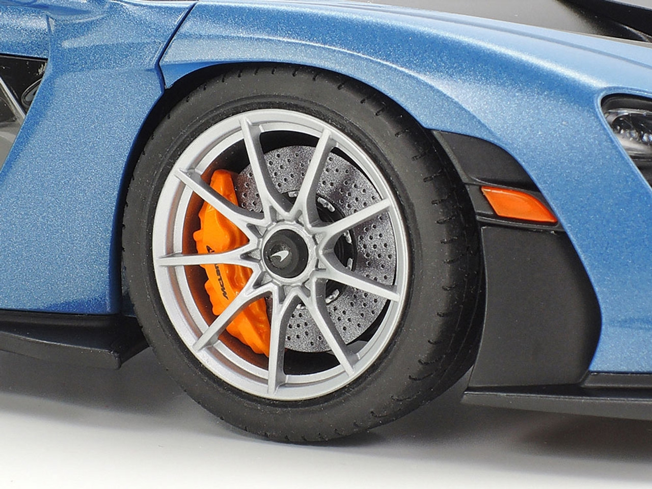 McLaren Senna Sports Car 1/24 Tamiya