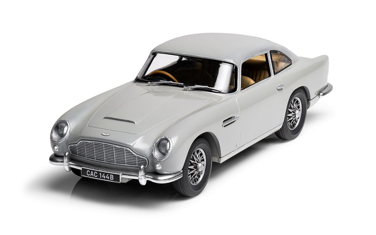 Aston Martin DB5 Small Starter Set w/paint & glue 1/43 Airfix