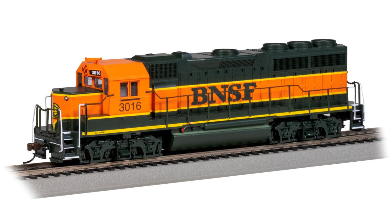EMD GP40 Diesel Locomotive DCC BNSF #3016 HO Scale Bachmann Trains