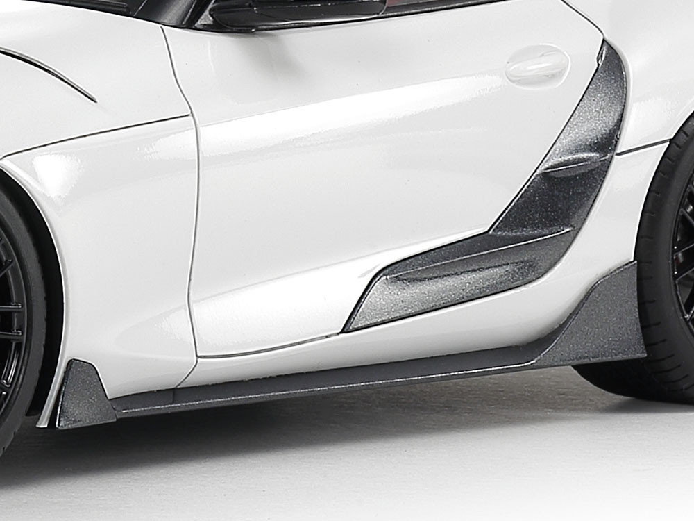 Toyota GR Supra Custom Sports Car 1/24 Tamiya