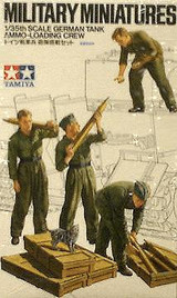 German Tank Ammo-Loading Crew 1/35 Tamiya