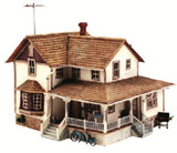 Built-N-Ready Corner Porch House HO Scale Woodland Scenics