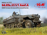 WWII German Sd.Kfz.251/1 Ausf.A Armored Personnel Carrier 1/35 ICM Models