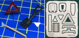 Winter Car Accessories (scraper, shovel, roadside warning triangle) 1/24-1/25 Highlight Model Studio