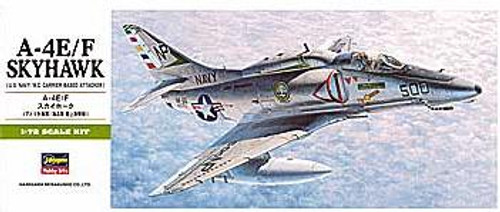 (未使用･未開封品)　トランペッター 1/32 A-4E スカイホーク プラモデル tu1jdyt Amazon.com: Trumpeter 1/32 A4E Skyhawk Attack Aircraft Model