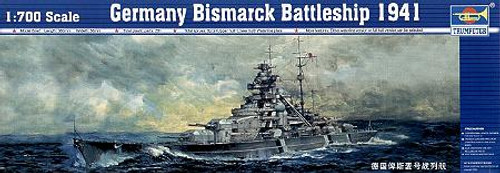 RN Vittorio Veneto Italian Navy Battleship 1940 1/700 Trumpeter