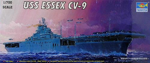 USS Essex CV-9 Aircraft Carrier 1/700 Trumpeter