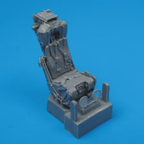 F-4 Phantom II Ejection Seats w/Safety Belts (2) 1/72 Quickboost