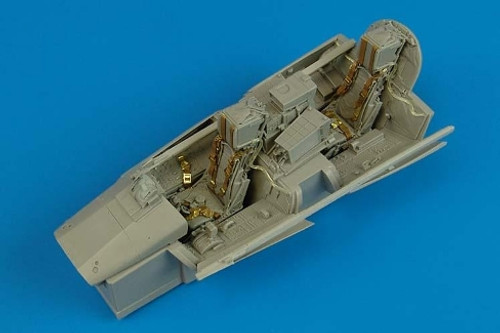 Tornado IDS Cockpit Set (For RVL) 1/32 Aires