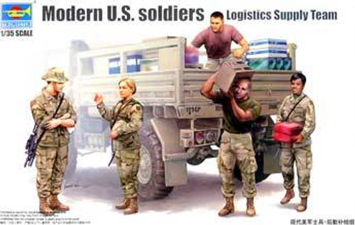 Modern US Soldiers Logistics Supply Team 1/35 Trumpeter