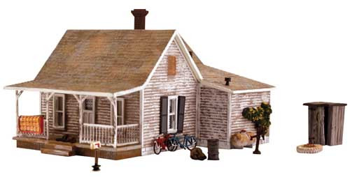 Built-N-Ready Old Homestead House HO Scale Woodland Scenics