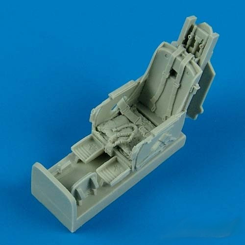 F-86F Sabre Ejection Seat with Safety Belts 1/48 Quickboost