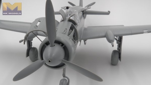 WWII Luftwaffe Dornier Pfeil Do 335 B-2 'Zerstorer' Heavily Armed Version 1/32 HK Models