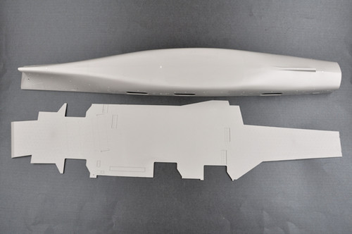 USS Kitty Hawk CV-63 1/350 Trumpeter