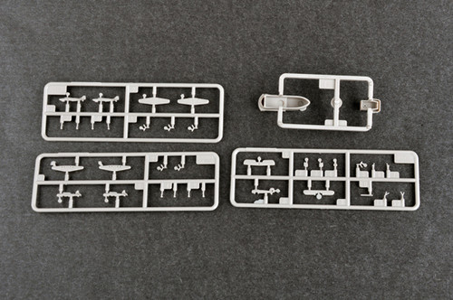 HMS Ark Royal 1939 1/700 Trumpeter
